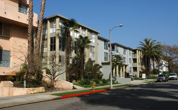 The Driftwood in Los Angeles, CA - Building Photo - Building Photo