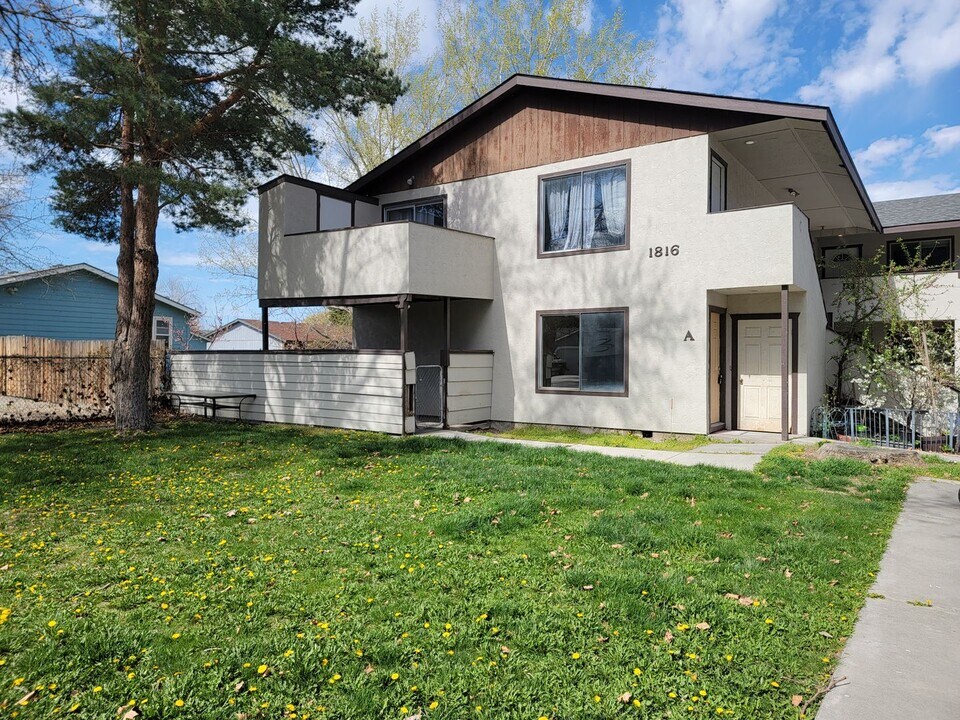 1816 W 21st Ave in Kennewick, WA - Building Photo