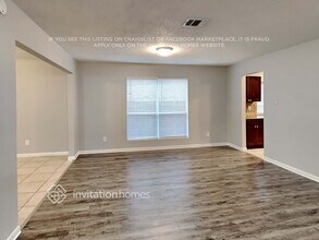 11039 Rippling Meadows Dr in Houston, TX - Building Photo - Building Photo