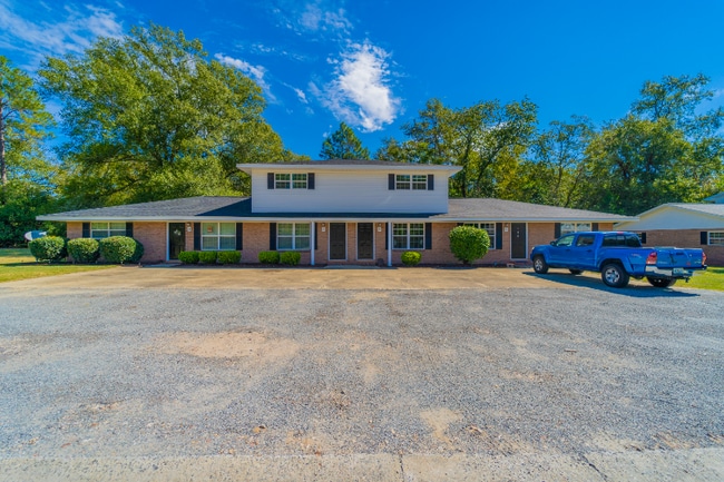 162 Cumberland Rd in Alma, GA - Foto de edificio - Building Photo