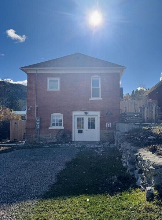 525 Rodney Ct in Helena, MT - Building Photo