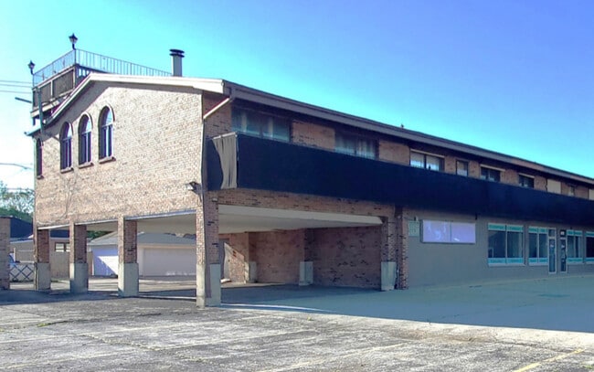 property at 5643 S Harlem Ave