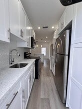 4783 NW Flagler Ter in Miami, FL - Building Photo - Building Photo
