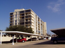 2100 Santa Fe St Apartments