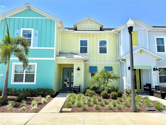 property at 2906 Castaway Ln