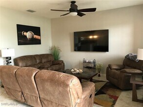 11875 Izarra Way in Ft. Myers, FL - Building Photo - Building Photo
