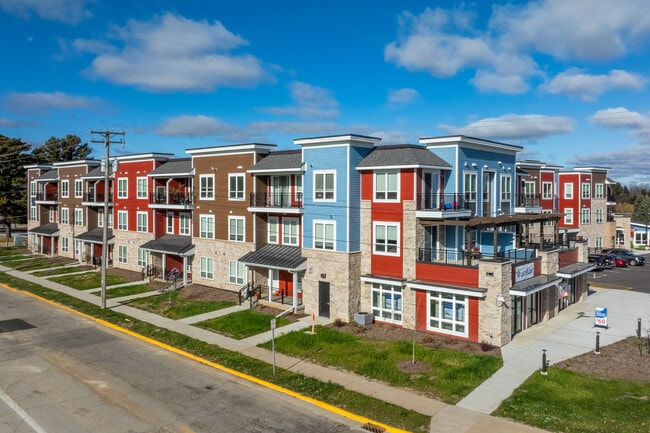 Main Street Apartments in Viroqua, WI - Foto de edificio - Building Photo
