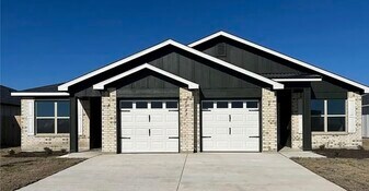 5903 Betty Lou Dr in Killeen, TX - Building Photo