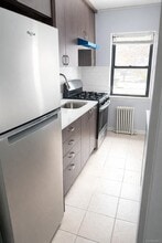 115 Long Beach Rd in Hempstead, NY - Building Photo - Building Photo