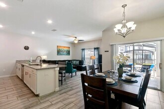 4806 Brier Rose Ln in Kissimmee, FL - Building Photo - Building Photo