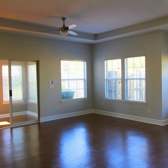 53 Covington Cir, Unit C249 in Crawfordville, FL - Building Photo - Building Photo