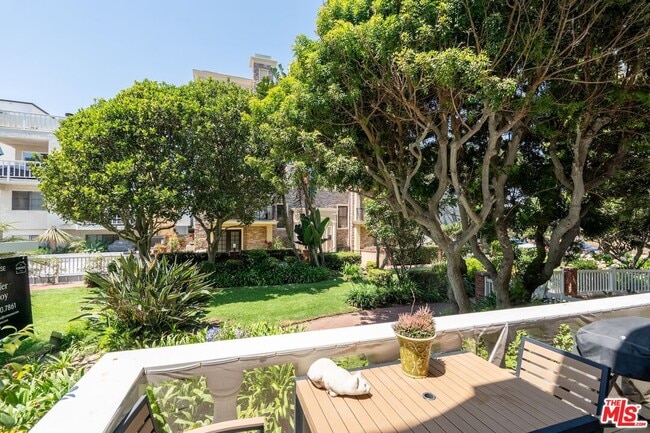 20 Ketch St in Marina Del Rey, CA - Building Photo - Building Photo