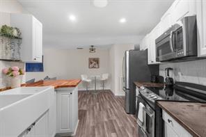 13501 Whitby Rd in Hudson, FL - Building Photo - Building Photo