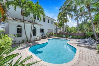 3315 NE 17th St in Fort Lauderdale, FL - Building Photo - Building Photo