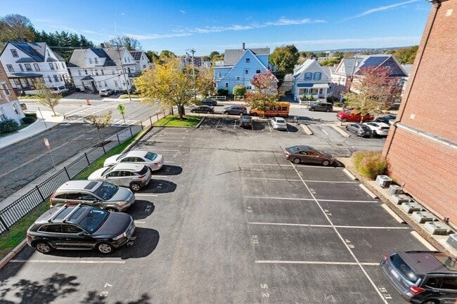 72 Ashland St in Malden, MA - Building Photo - Building Photo