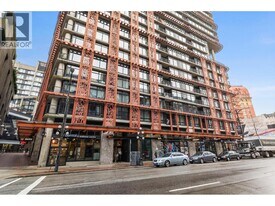 128 W Cordova St in Vancouver, BC - Building Photo