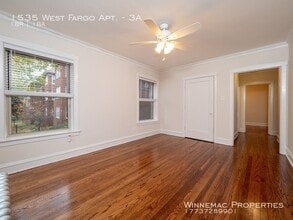 1535 W Fargo in Chicago, IL - Building Photo - Building Photo