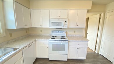 3724 Carman Rd, Unit 4 in Schenectady, NY - Building Photo - Building Photo