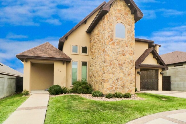 146 Pacifico Dr in Laredo, TX - Building Photo - Building Photo