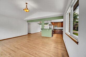 379 Lincoln Ct in Louisville, CO - Building Photo - Building Photo