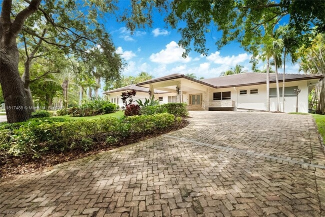 property at 236 Costanera Rd