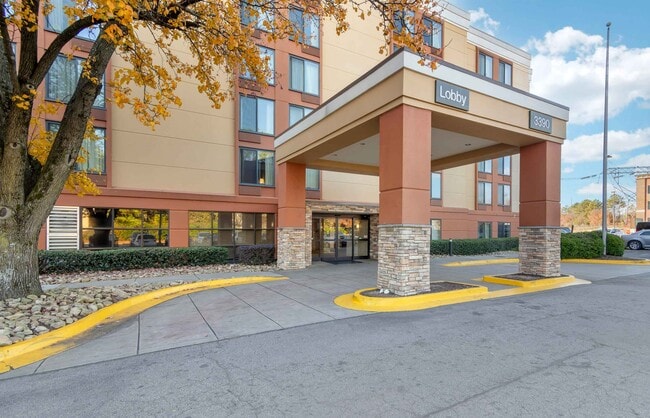 Furnished Studio-Atlanta - Gwinnett Place in Duluth, GA - Foto de edificio - Building Photo