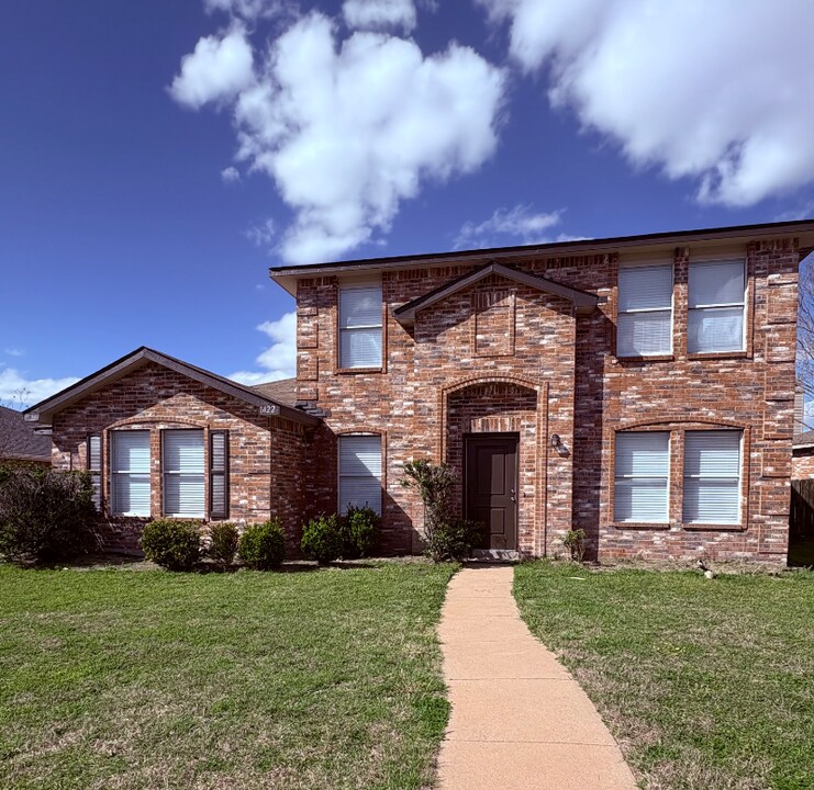 1422 Stewart Dr in Rockwall, TX - Building Photo