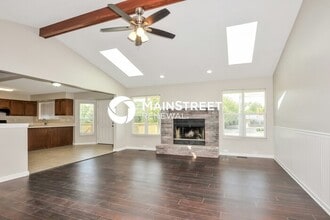 843 Notre Dame Dr in O'Fallon, MO - Building Photo - Building Photo