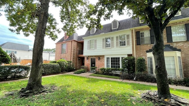 property at 403 N Post Oak Ln