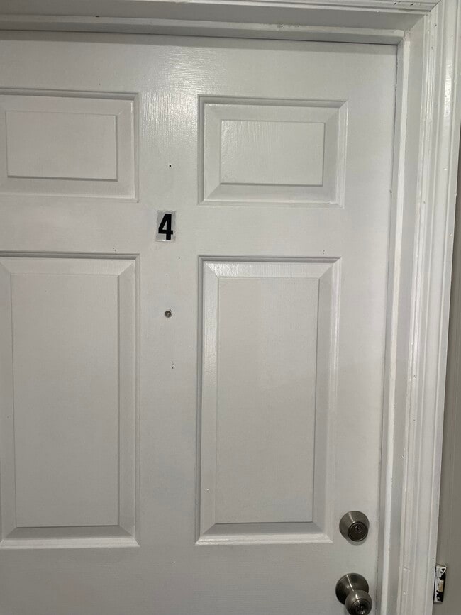 205 Douglas St, Unit 4 in Cartersville, GA - Building Photo - Building Photo