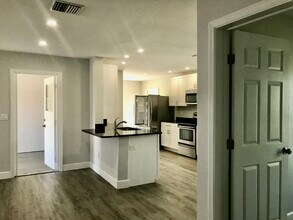 680 Forest Hill Ln NW in Port Charlotte, FL - Building Photo - Building Photo