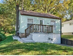 6166 Emerald Ave in Ferguson, MO - Building Photo - Building Photo