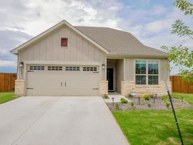 508 Spoleto Dr in Liberty Hill, TX - Foto de edificio