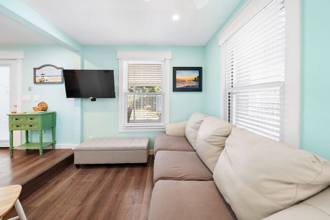 505 Anemone St in Panama City Beach, FL - Building Photo - Building Photo