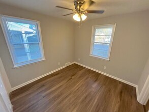 1741 Hood St in Memphis, TN - Building Photo - Building Photo