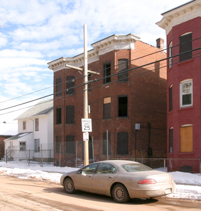 156 Bartholomew Ave in Hartford, CT - Building Photo - Building Photo