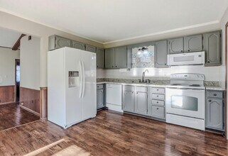 2212 Rose Dr in Columbia, MO - Building Photo - Building Photo