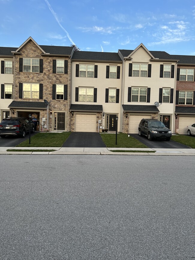 property at 60 Katelyn Dr
