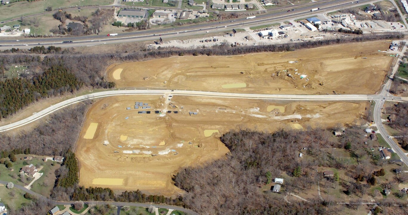 Wildflower Manor in Wentzville, MO - Building Photo