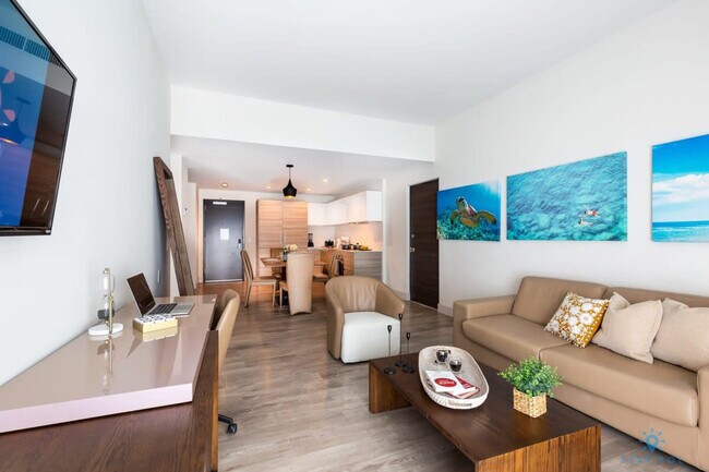 777 N Ocean Dr in Hollywood, FL - Building Photo - Building Photo