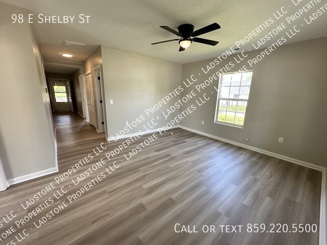 98 Shelby St in Junction City, KY - Building Photo - Building Photo