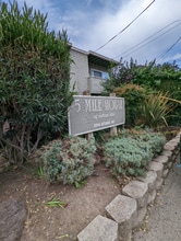 1003 Leaf Ave in Stockton, CA - Foto de edificio - Building Photo