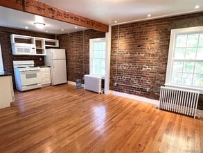 273 NY-9D in Beacon, NY - Building Photo - Building Photo