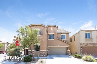 8048 Carr Valley St in Las Vegas, NV - Building Photo