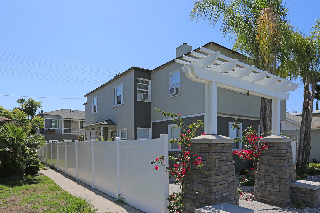 4461-4467 Central Ave in San Diego, CA - Building Photo