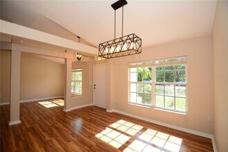 60 Universal Trail in Palm Coast, FL - Building Photo - Building Photo