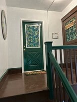 6 Leon St, Unit Leon Street in Worcester, MA - Building Photo