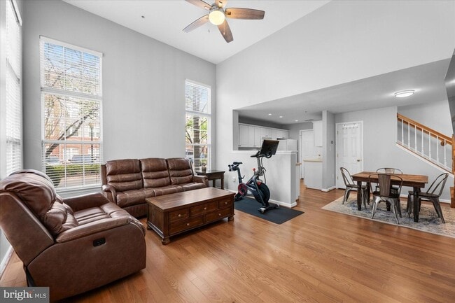 4910 Barbour Dr in Alexandria, VA - Building Photo - Building Photo