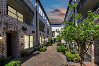 6072 Kansas St in Houston, TX - Foto de edificio - Building Photo