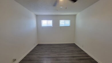 2904 Marlin Ave-Unit -2p2904-D in Las Vegas, NV - Building Photo - Building Photo